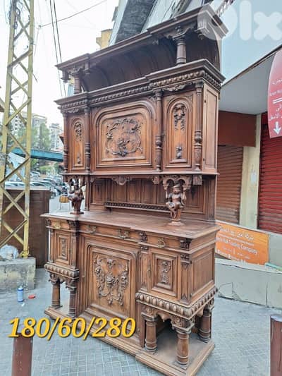 بوفيه فيترين فرنسية انتيك قديمة خشب جوز تحفة فنية رائعة جدا