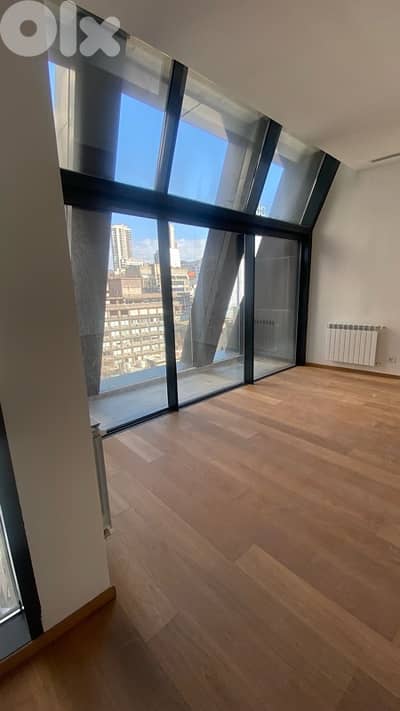 Amazing Triple level loft with terrace saifi