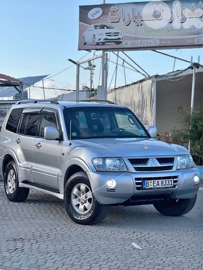 Mitsubishi Pajero 2004