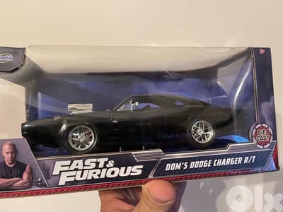 طرابلس السراية العتيقة مقابل مكتبة الشبيبة وpate Doree جاتو