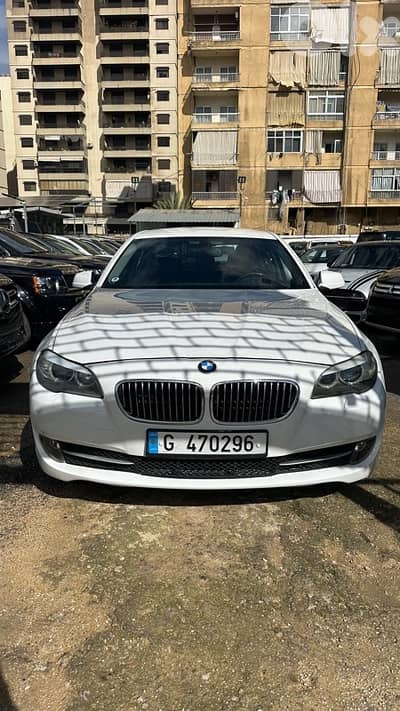 BMW 5-Series 2011