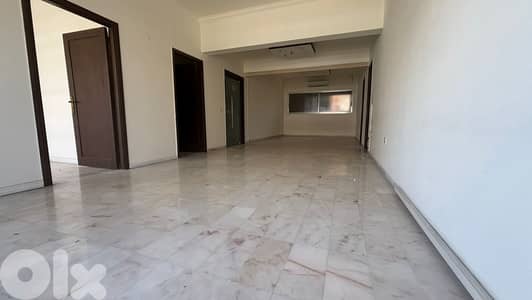 Office Space for Rent in Mazraaمكتب للإيجار في المزرعة