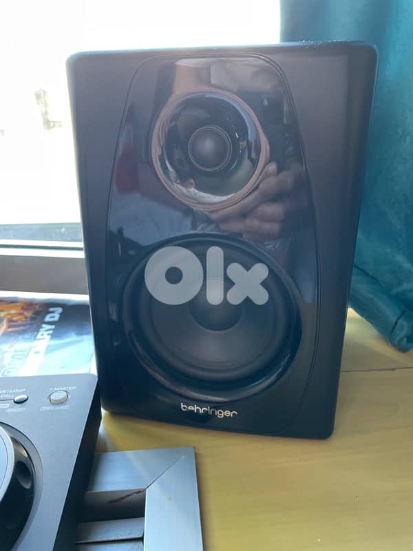 Dj controller DDJ-FLX4 — Monitors Behringer Studio 50USB 1
