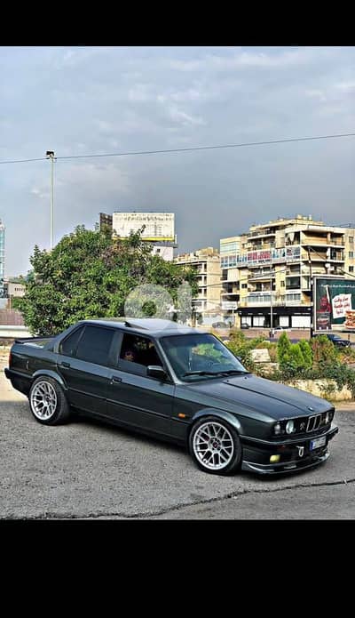 BMW E30 1988