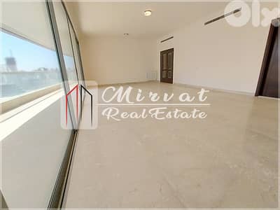 Spacious 3-Bedroom Apartmenth|Modern Living with Private Balcony