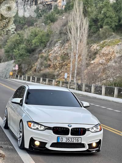 BMW 3-Series 2012