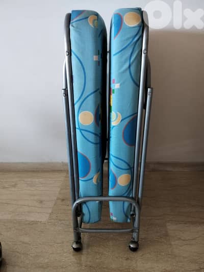 mobile Folding Bed