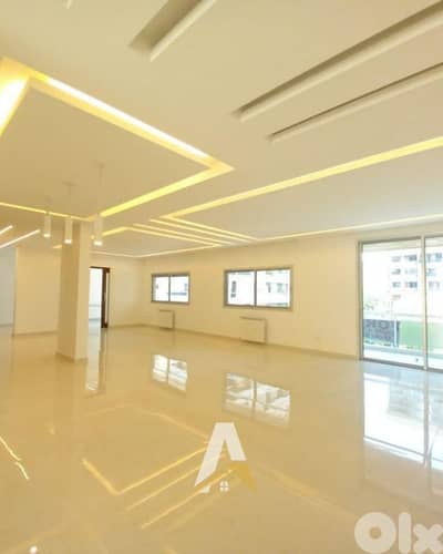 425 SQM Apartment In Zalka