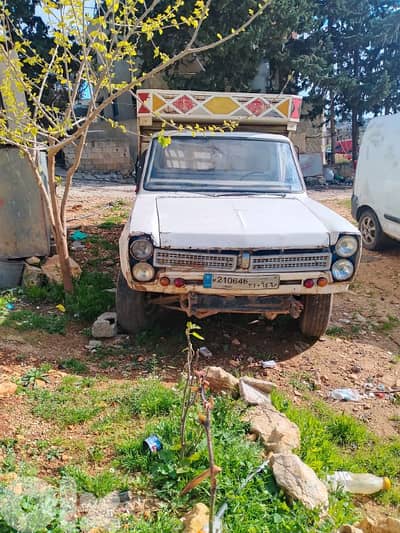 نيسان زد 1981