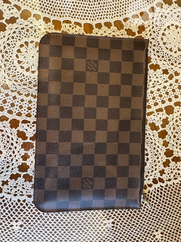 Louis Vuitton clutch 1