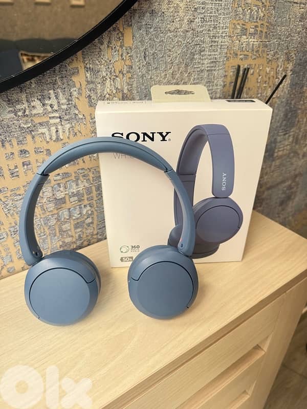 New Sony wh-ch520 wireless headphone from virgin under garantee 1