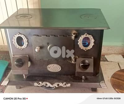 صوبية غاز عينين بحالة شبه جديدة / gas heater - dual