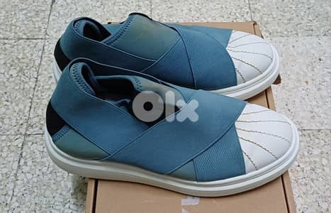 Used Shoes Size 40-41 like new for 10$