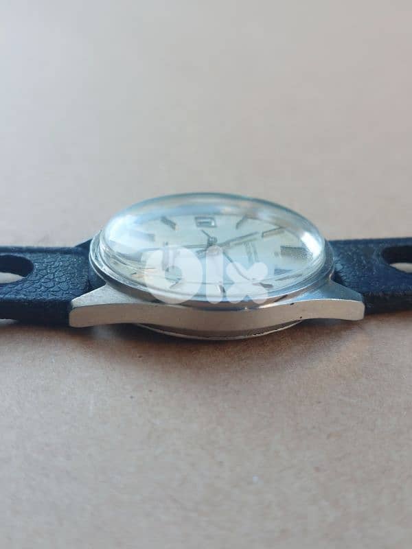 longines conquest automatic date 4