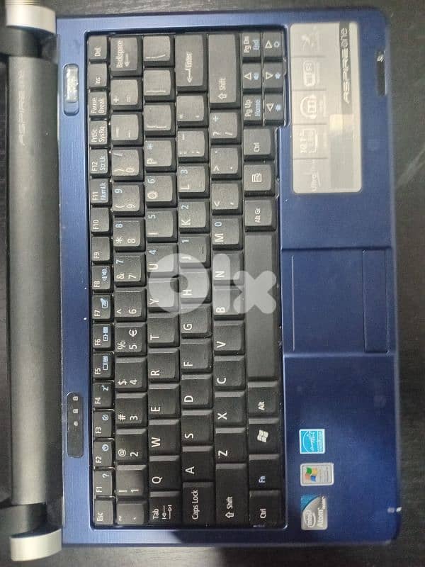 mini laptop acer aspire one d250-1026 2