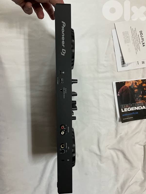 DJ controller DDJ-FLX4 1