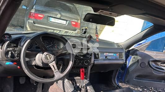 بي ام دبليو الفئة 3 1992