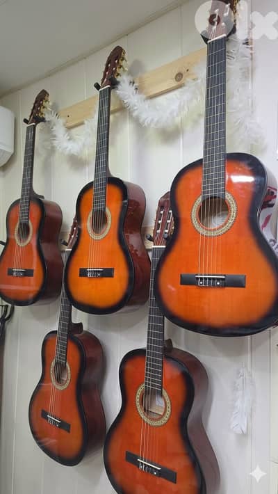 karl Schneider classical guitar (Sunburst)+ FREE guitar bag+ pick