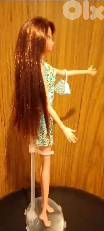 HI GLAMM -ALEX Hasbro/MGA Thin & Long As new Barbie doll=18$. 2