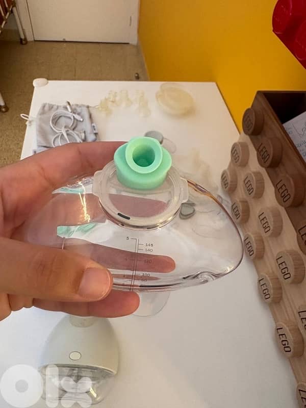 Elvie Double wearable pump 13