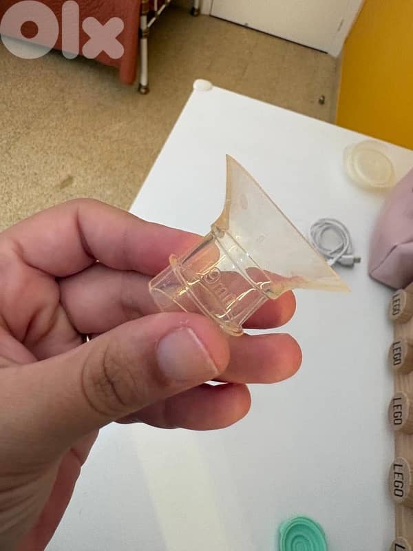 Elvie Double wearable pump 18