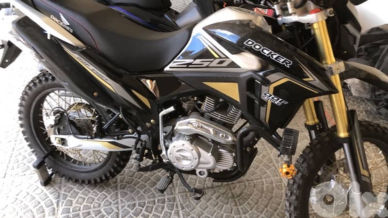 cross doker 250cc 2