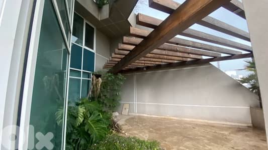 Unique Penthouse with large terrace and open view