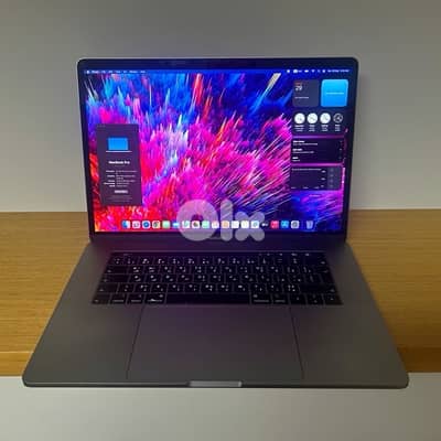MacBook Pro 16-inch • Intel Core i9 • SSD 500GB • Ram 16GB • VGA 4GB