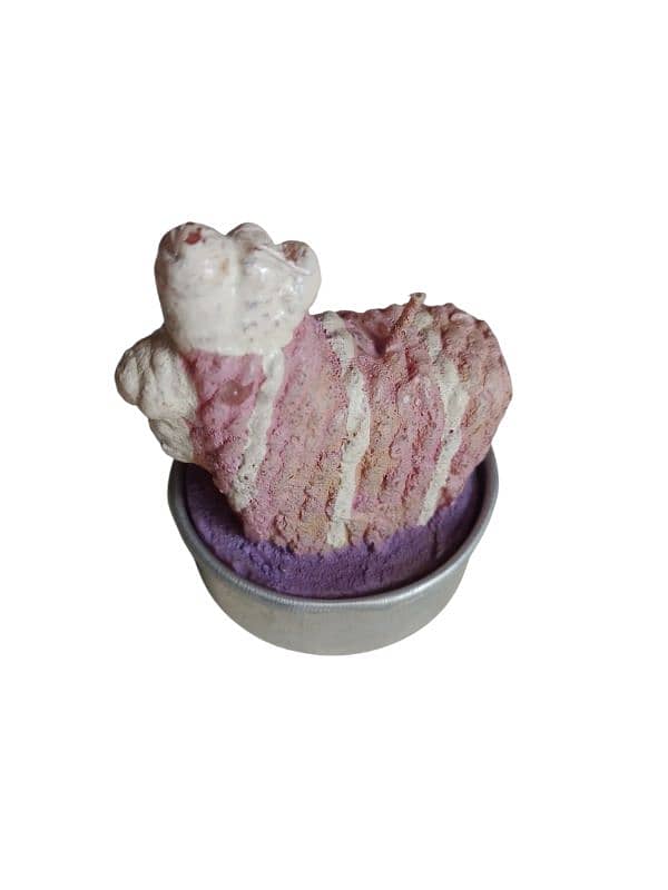 Easter candles 50000LL each 4