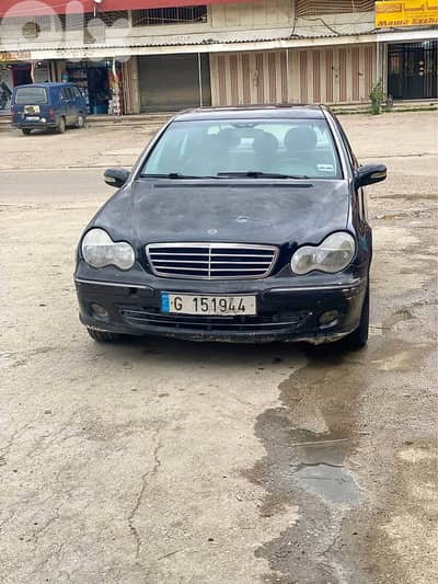 Mercedes-Benz C-Class 2003