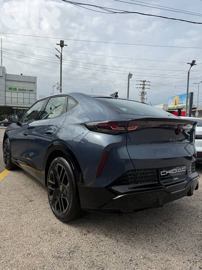 Volkswagen ID UNYX Max 2025