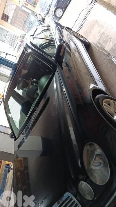 Mercedes-Benz E-Class 2003