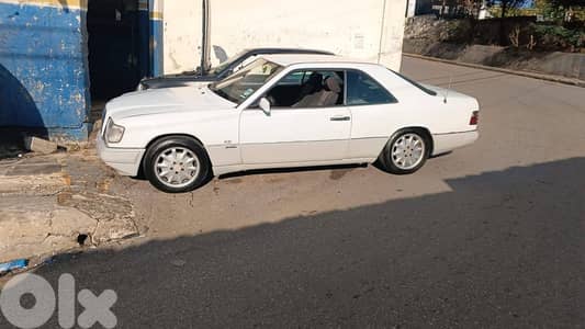 Mercedes-Benz E-Class 1993