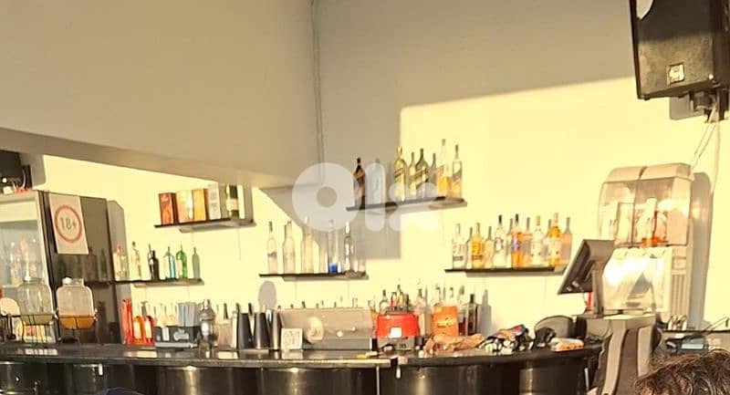 tables high chairs and bar 2