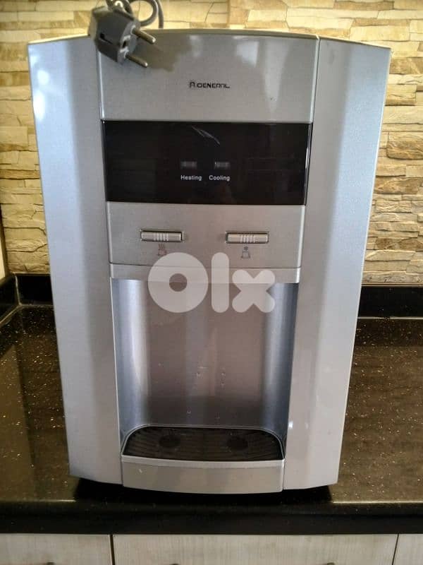 Cold / hot water dispenser 3