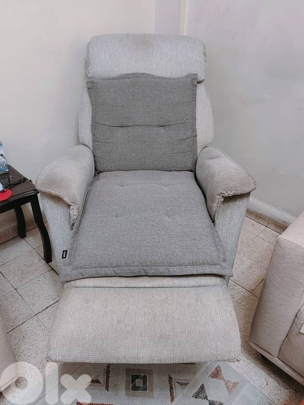 recliner chair 2
