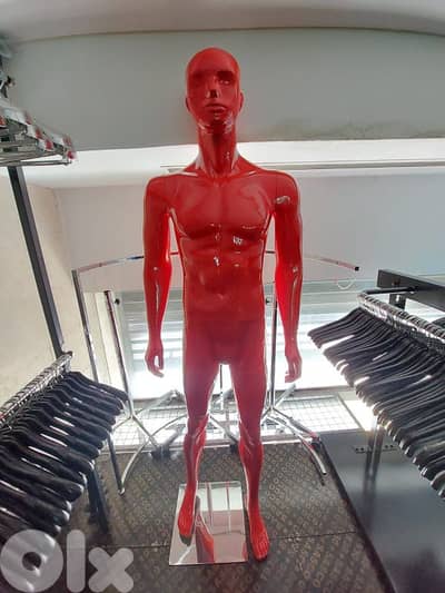 4 Mannequins Mint Condition