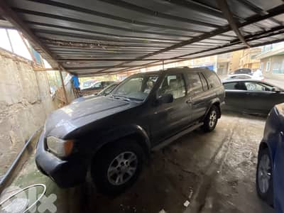 Nissan Pathfinder 1999