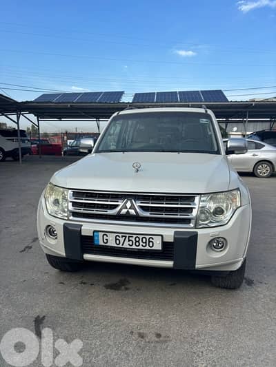 Mitsubishi Pajero 2010