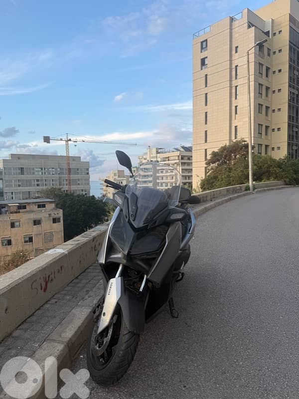 Yamaha Xmax 2024 1