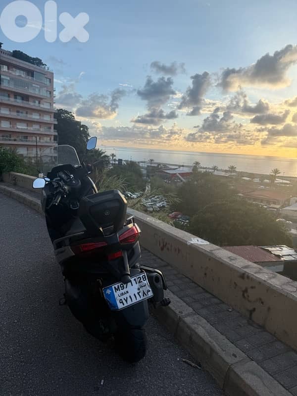 Yamaha Xmax 2024 3