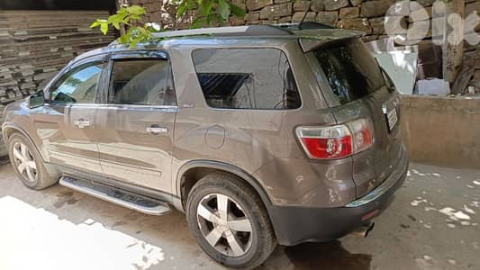 GMC Acadia 2011