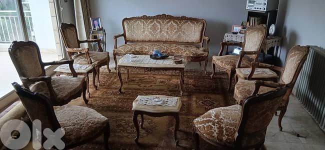 classic antique furniture