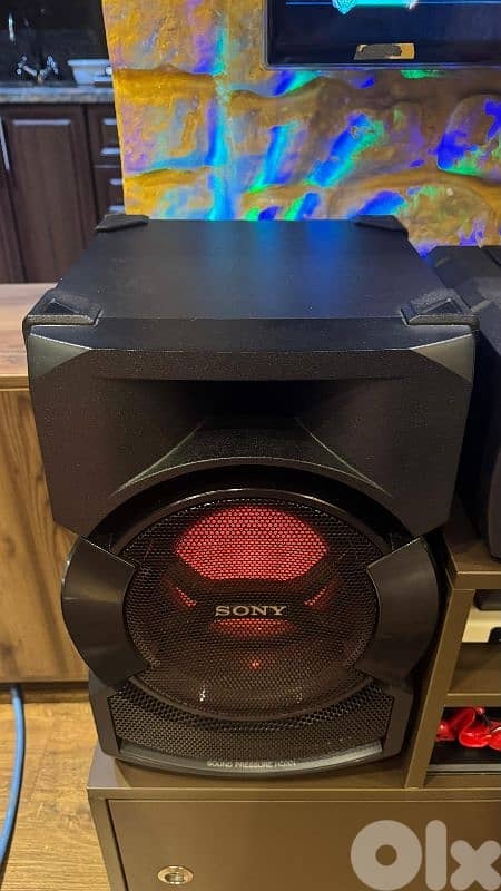 Sony stereo surround system likeee newww 3
