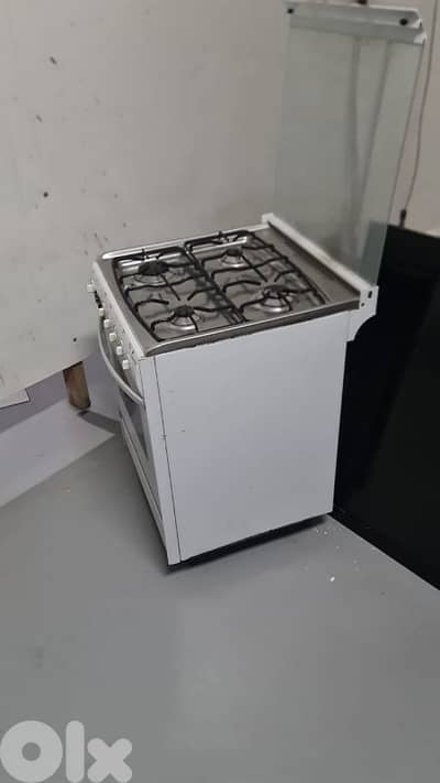 oven barely used