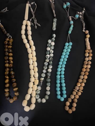 ٥ مسابح مشكلين