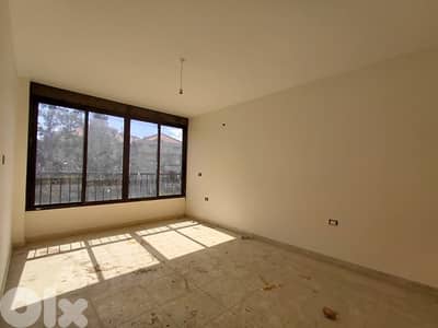 Apartments for Sale in Amchit | CS