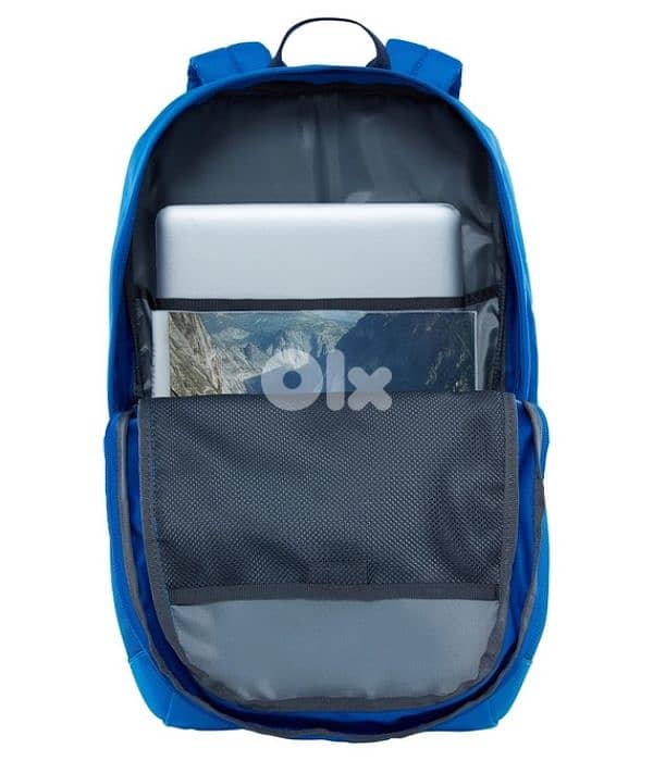 the north face rodey backpack 2