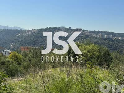 L20875 - A 5,200 SQM Land For Sale in A Prime Location in Mansourieh
