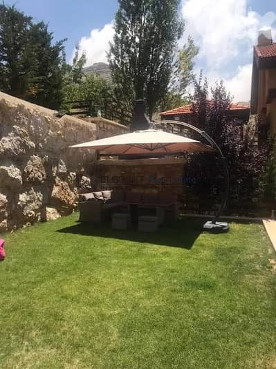 Fabulous Villa, With A Wonderful Garden!